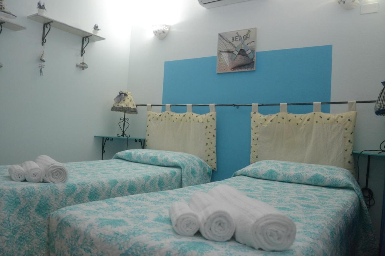 Bed and Breakfast La Pirata Capitana Costa degli Angeli Exterior foto